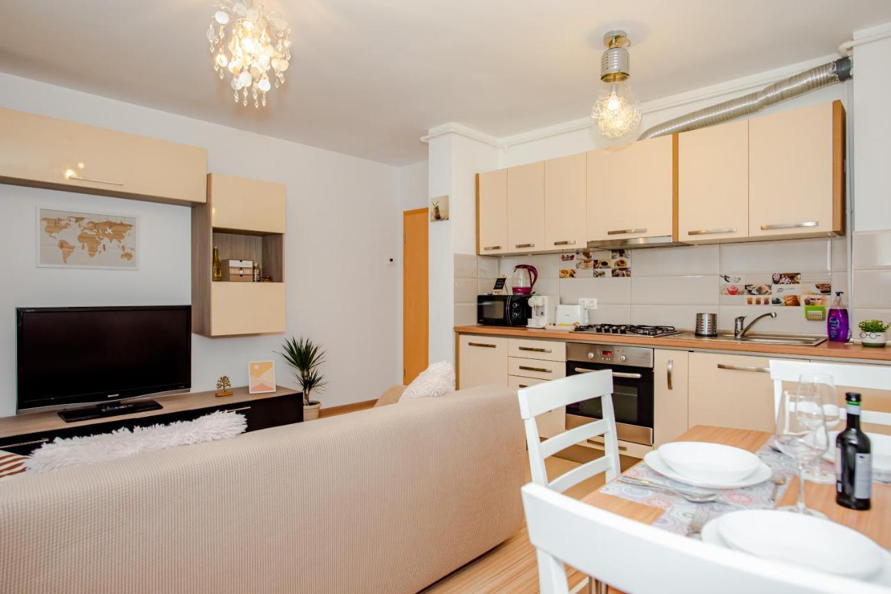 Lilibeth Apartments Brasov Bagian luar foto